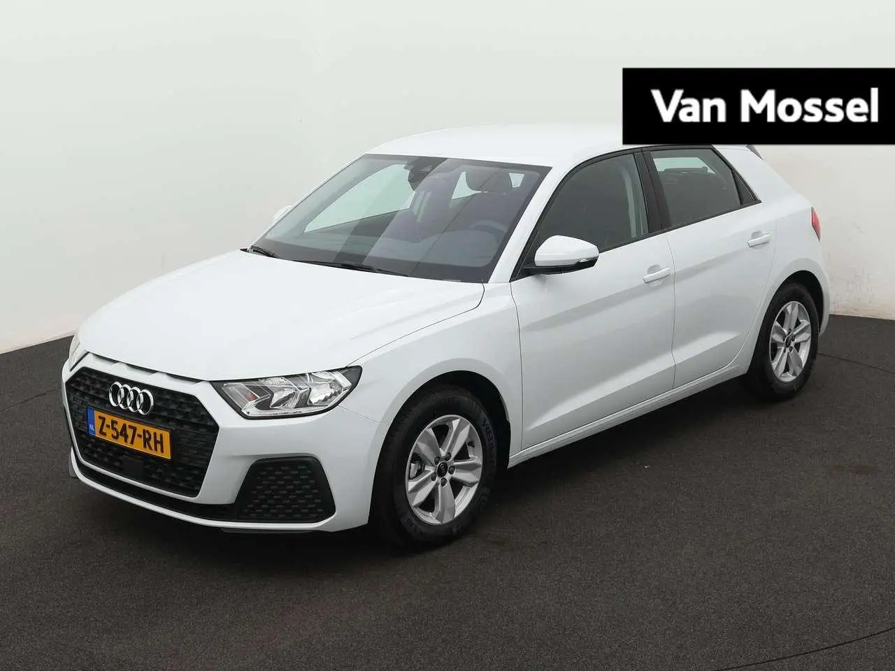 Photo 1 : Audi A1 2024 Essence