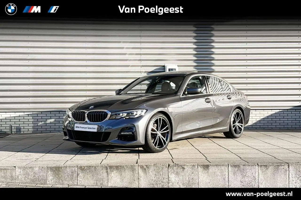 Photo 1 : Bmw Serie 3 2019 Petrol