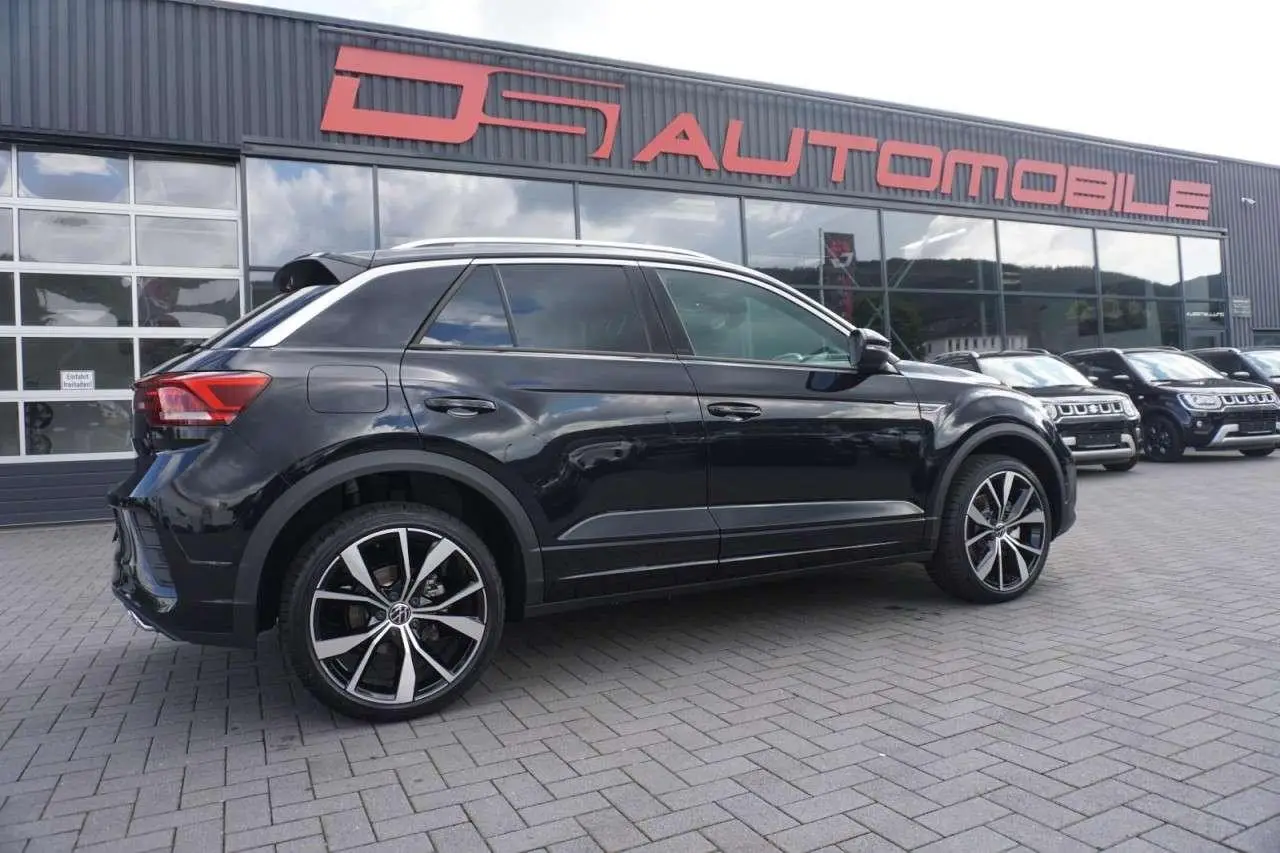 Photo 1 : Volkswagen T-roc 2024 Essence