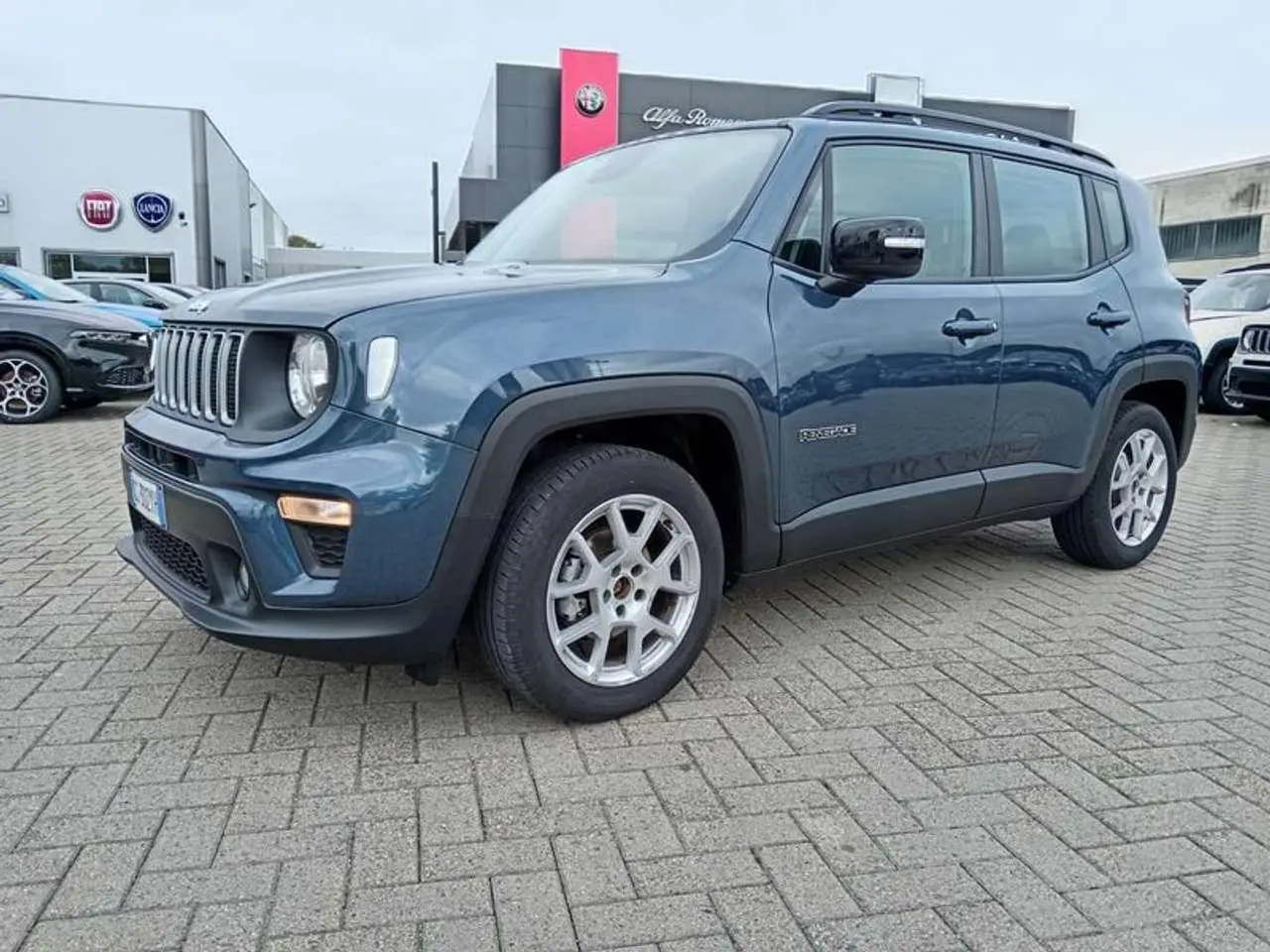 Photo 1 : Jeep Renegade 2024 Petrol