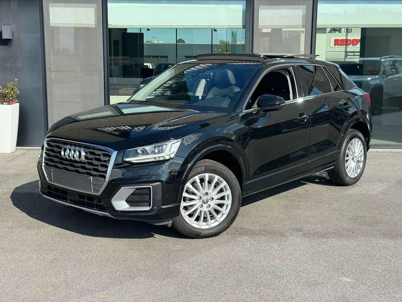 Photo 1 : Audi Q2 2019 Petrol