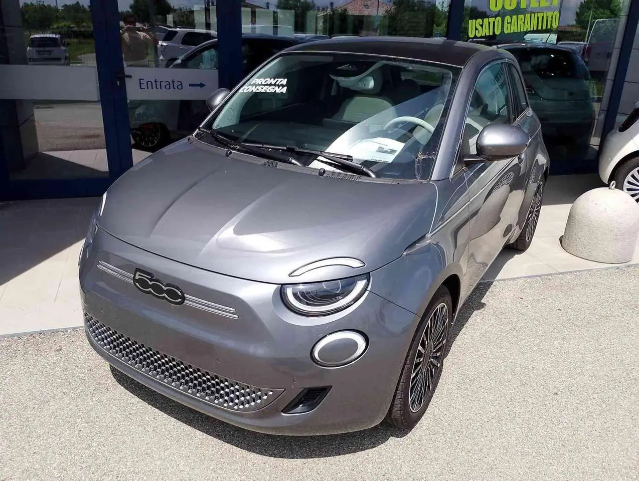 Photo 1 : Fiat 500 2023 Électrique