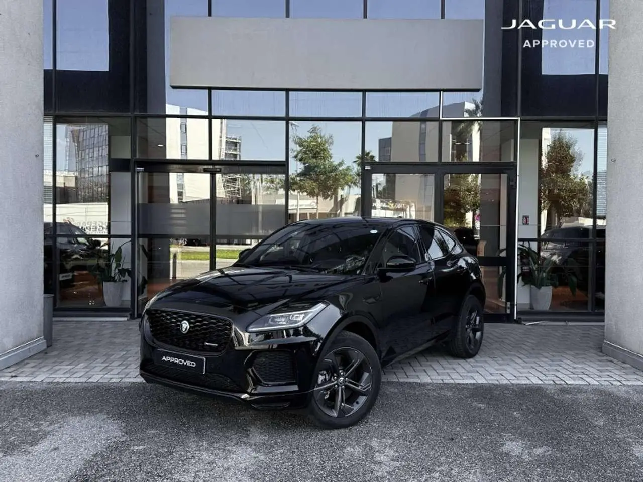 Photo 1 : Jaguar E-pace 2023 Autres