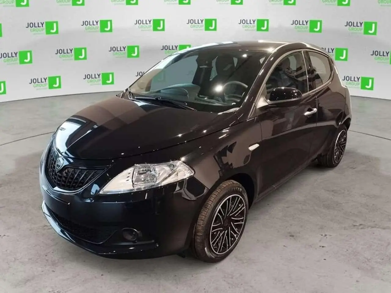 Photo 1 : Lancia Ypsilon 2024 Hybrid