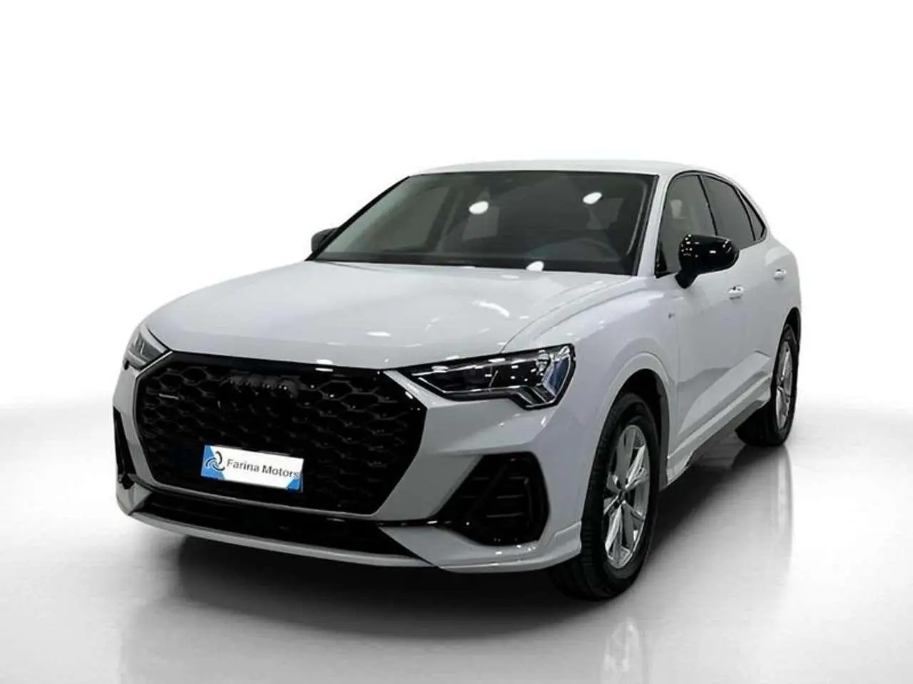 Photo 1 : Audi Q3 2022 Diesel