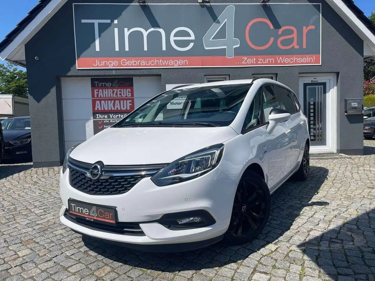 Photo 1 : Opel Zafira 2016 Essence