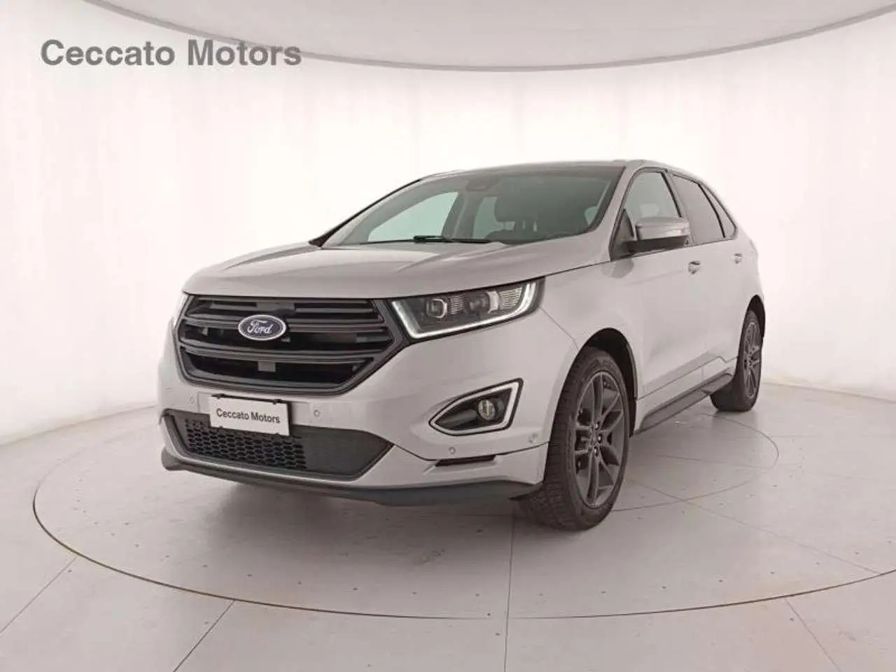 Photo 1 : Ford Edge 2017 Diesel