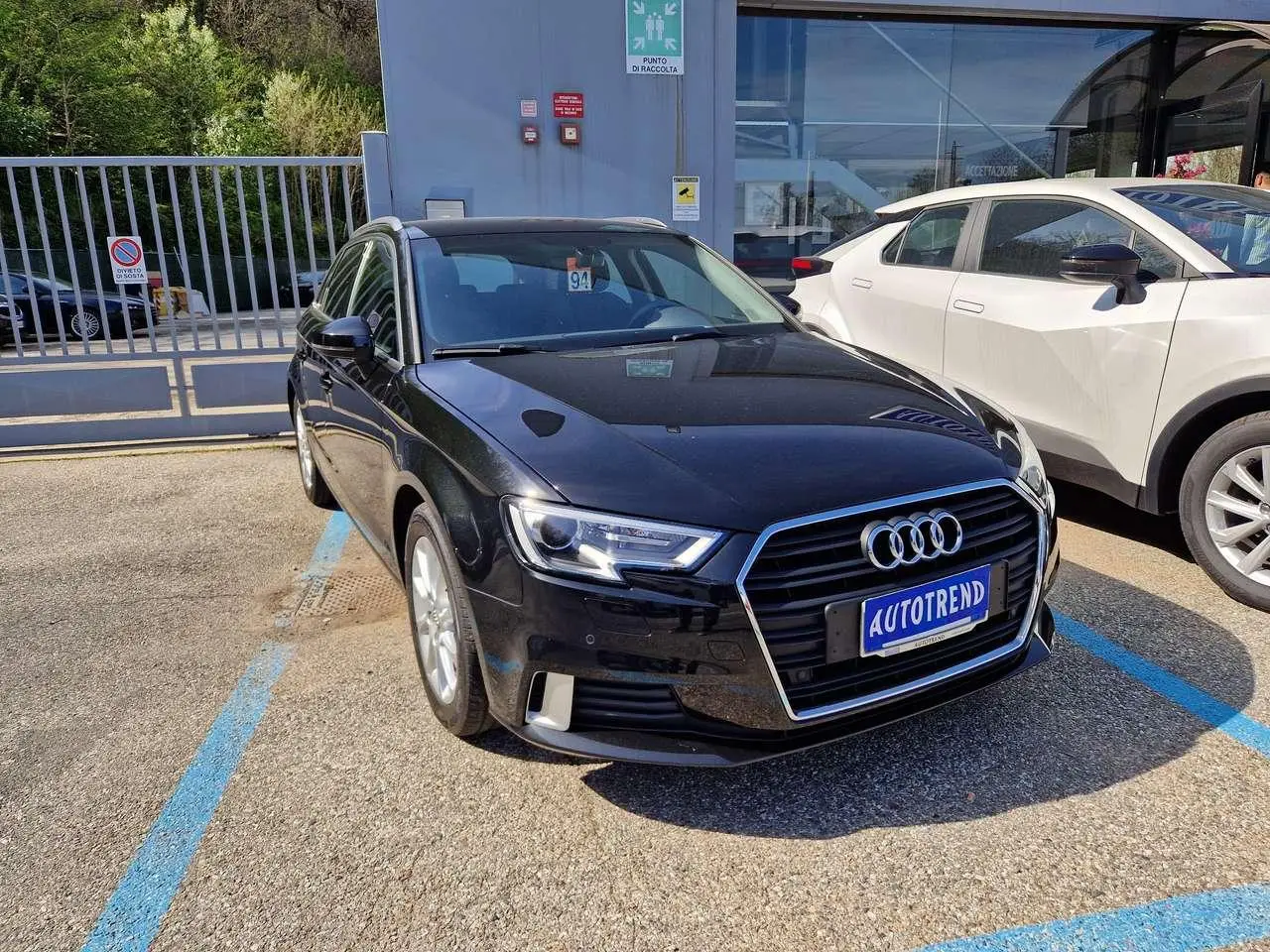 Photo 1 : Audi A3 2019 Diesel