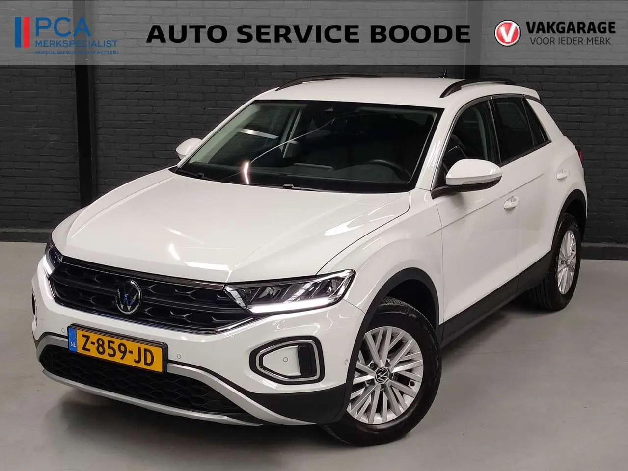 Photo 1 : Volkswagen T-roc 2022 Essence