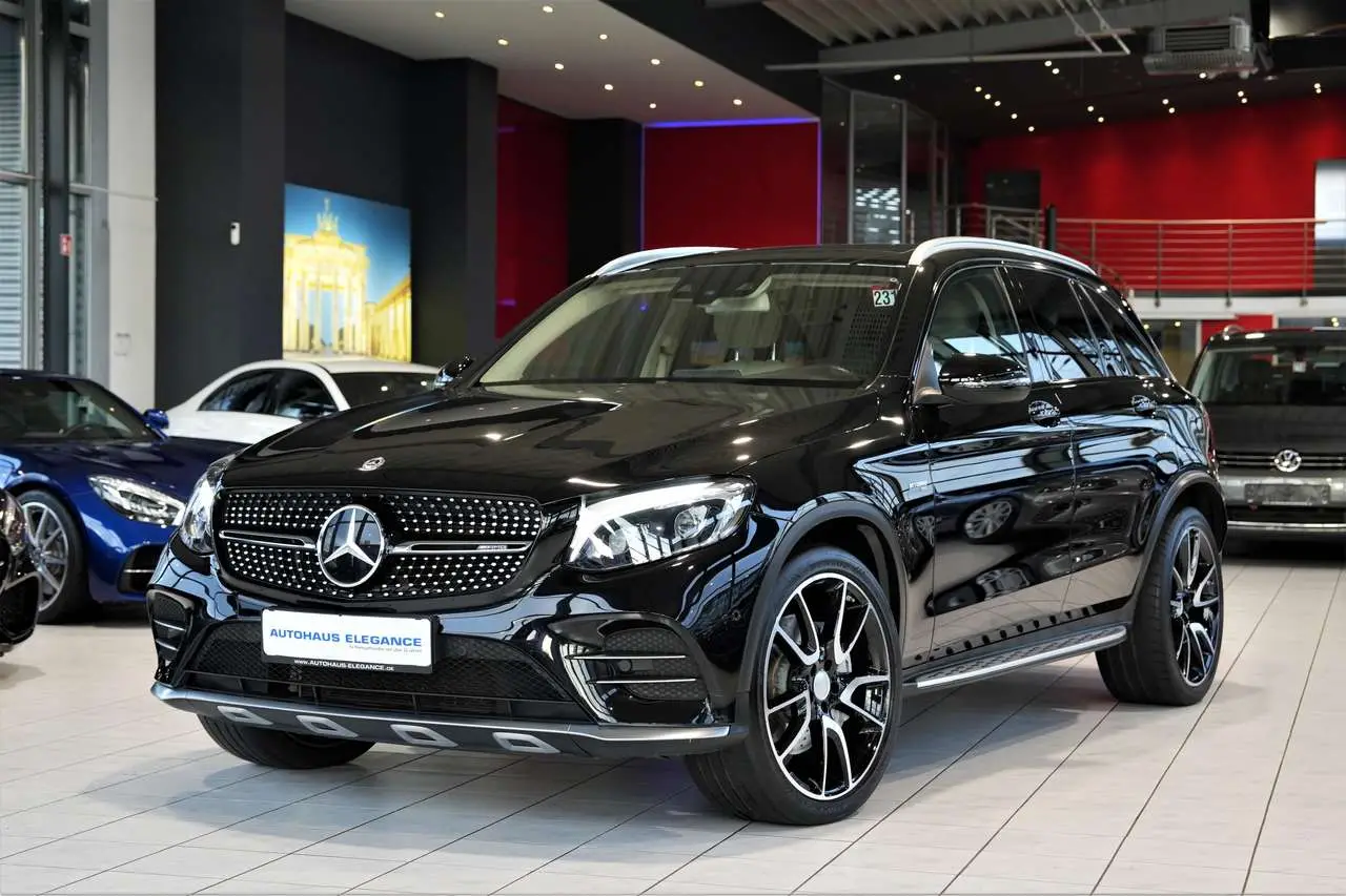 Photo 1 : Mercedes-benz Classe Glc 2017 Petrol