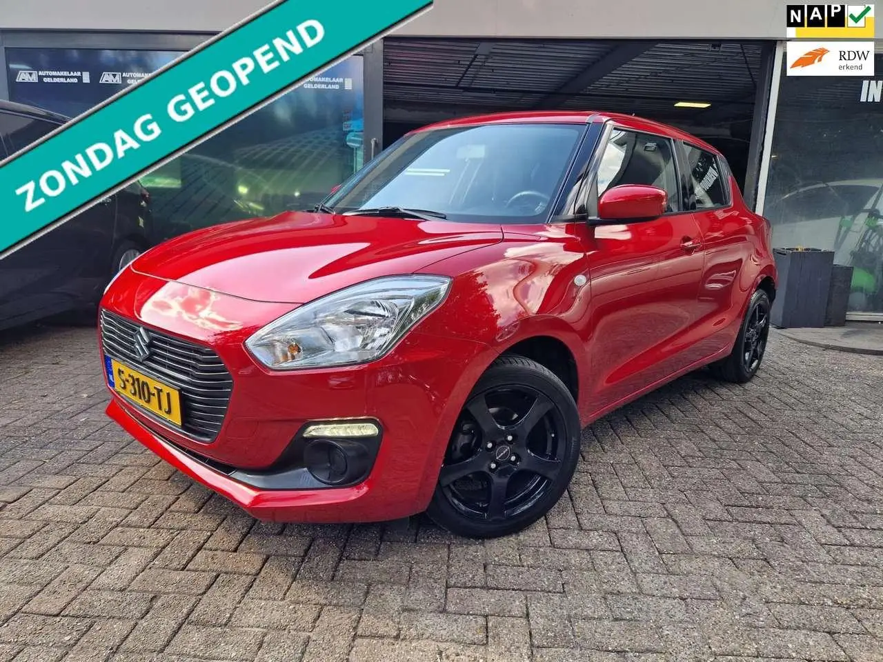 Photo 1 : Suzuki Swift 2019 Petrol