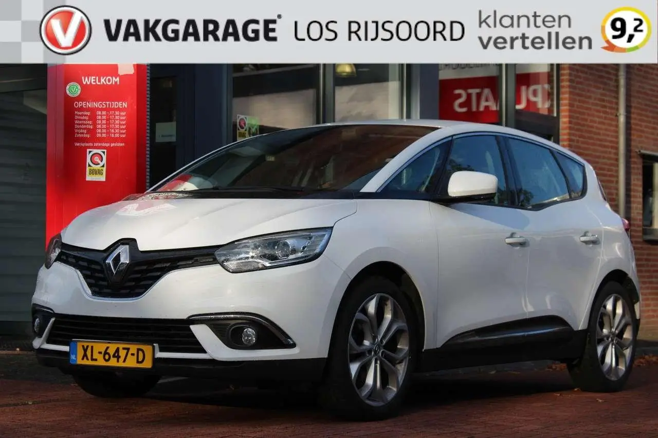 Photo 1 : Renault Scenic 2017 Petrol