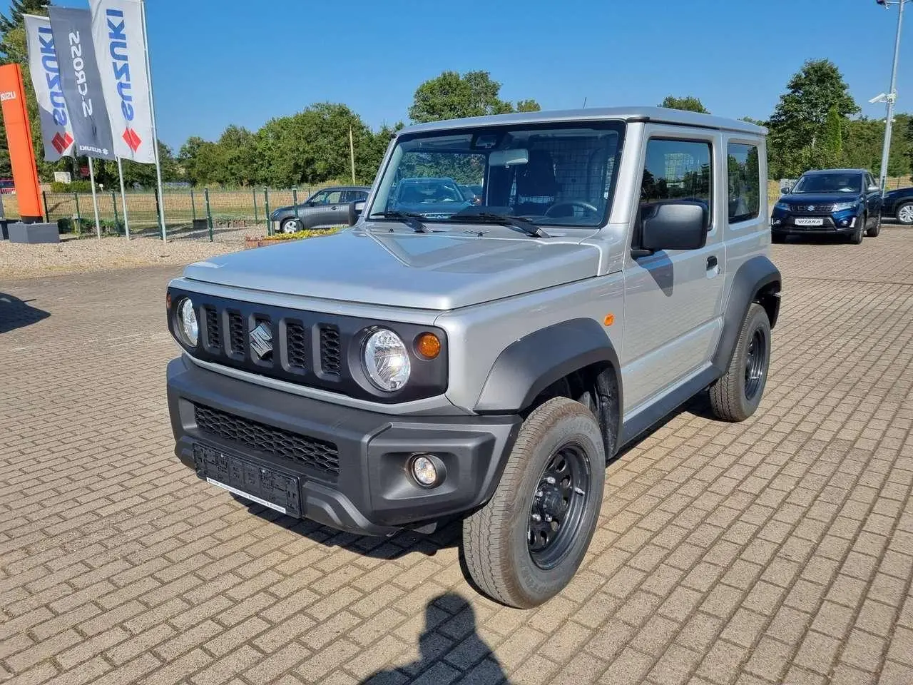 Photo 1 : Suzuki Jimny 2023 Petrol