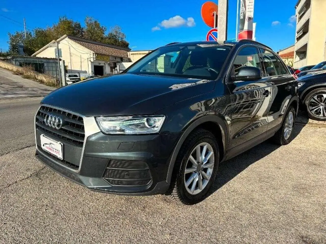 Photo 1 : Audi Q3 2018 Diesel