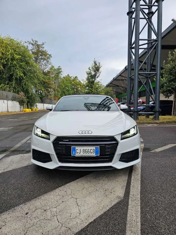 Photo 1 : Audi Tt 2015 Petrol