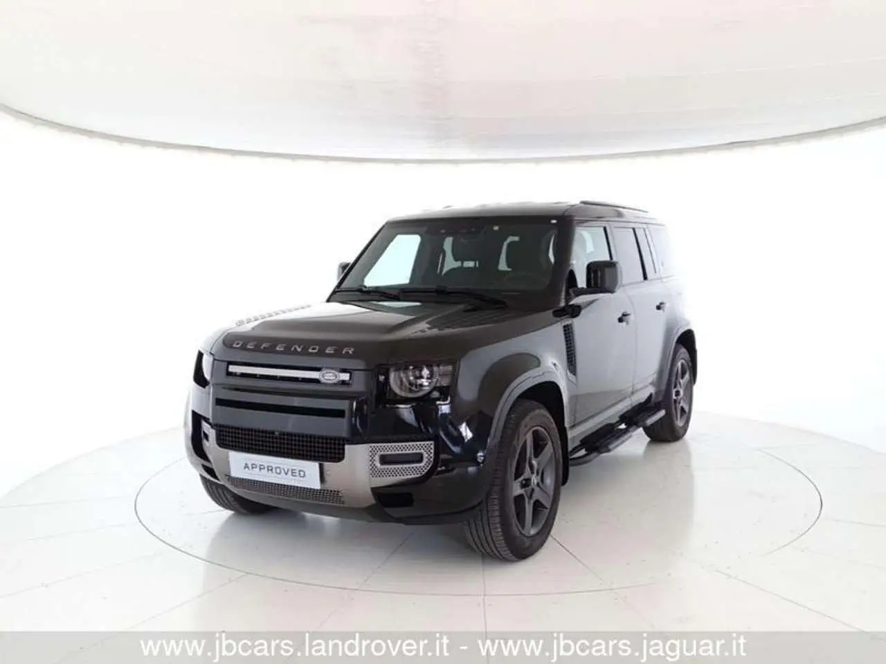 Photo 1 : Land Rover Defender 2024 Hybride