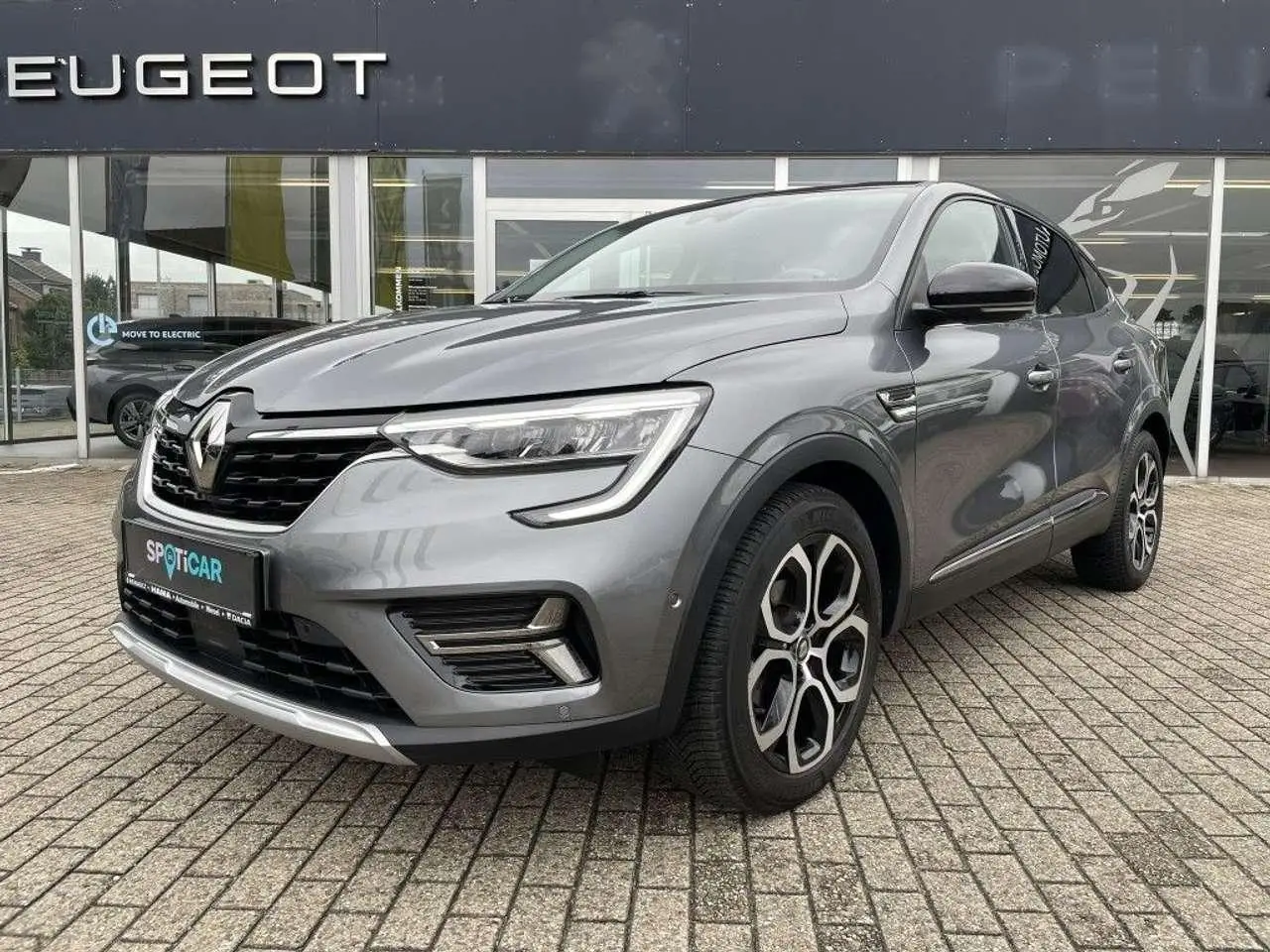 Photo 1 : Renault Arkana 2021 Essence