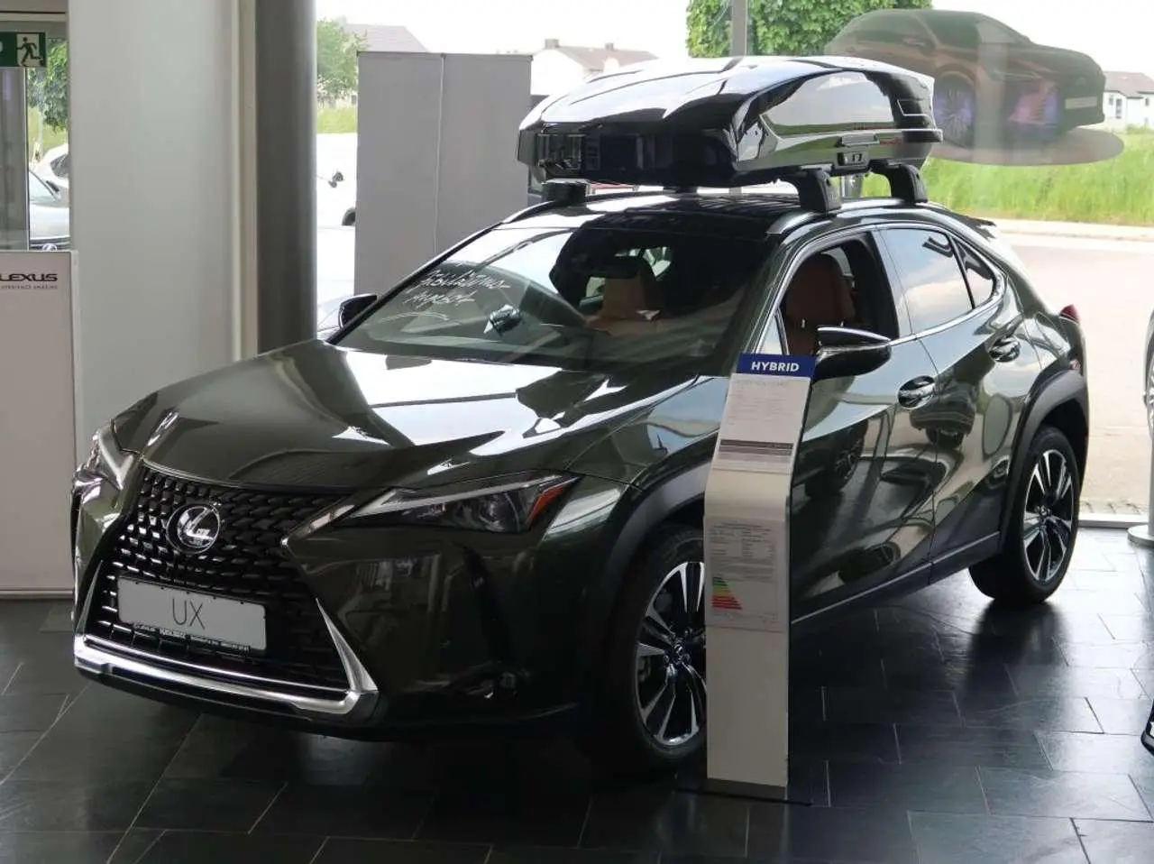 Photo 1 : Lexus Ux 2022 Hybrid