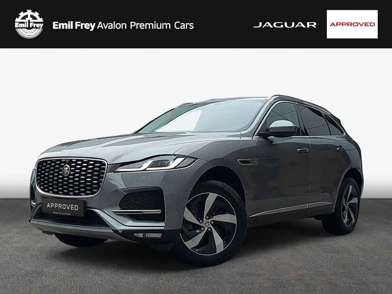 Photo 1 : Jaguar F-pace 2021 Essence