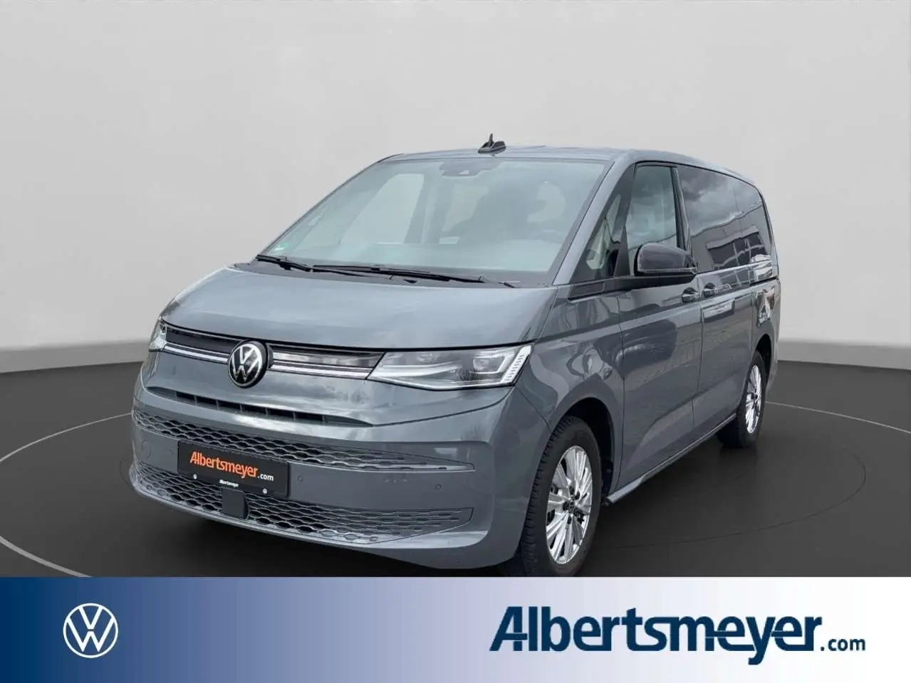 Photo 1 : Volkswagen T7 2024 Hybrid