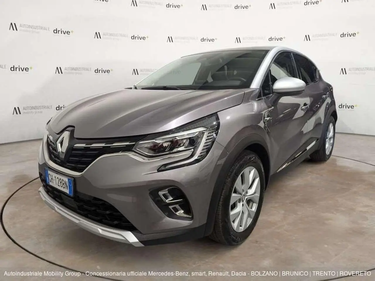 Photo 1 : Renault Captur 2022 Hybride