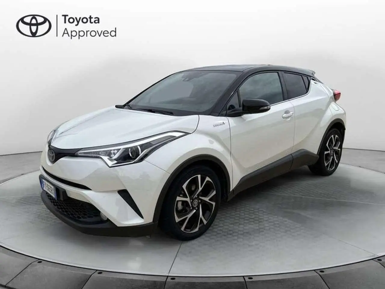 Photo 1 : Toyota C-hr 2019 Hybrid