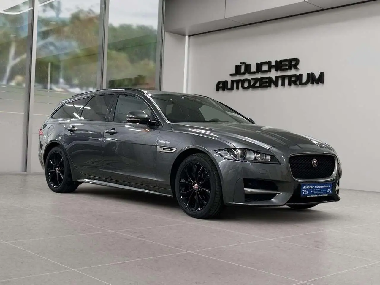 Photo 1 : Jaguar Xf 2019 Diesel