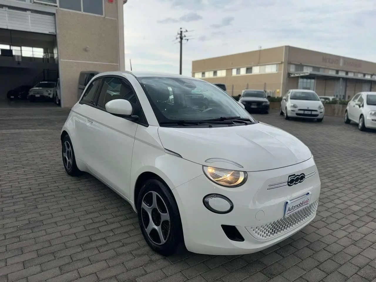 Photo 1 : Fiat 500 2021 Electric