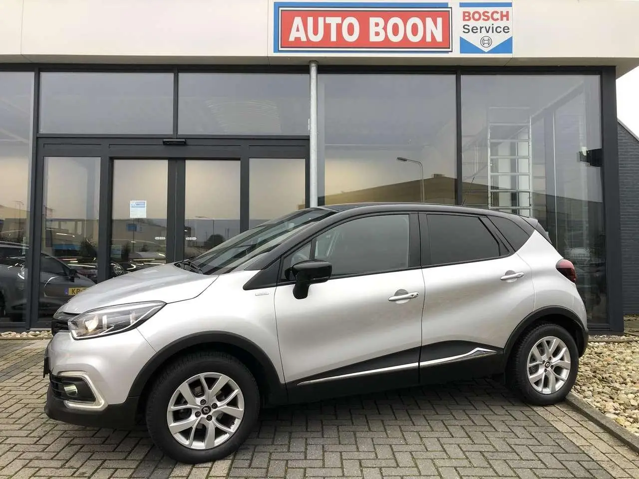 Photo 1 : Renault Captur 2018 Essence