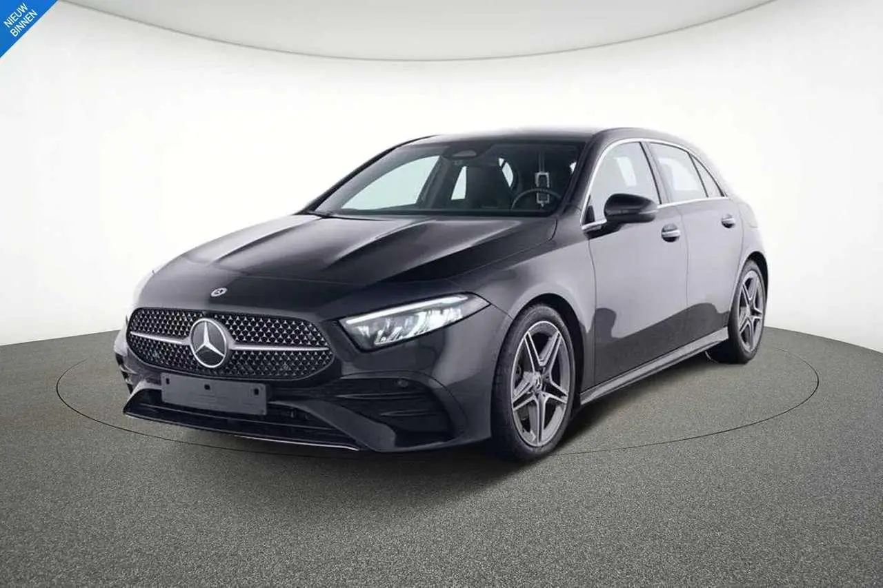 Photo 1 : Mercedes-benz Classe A 2023 Petrol