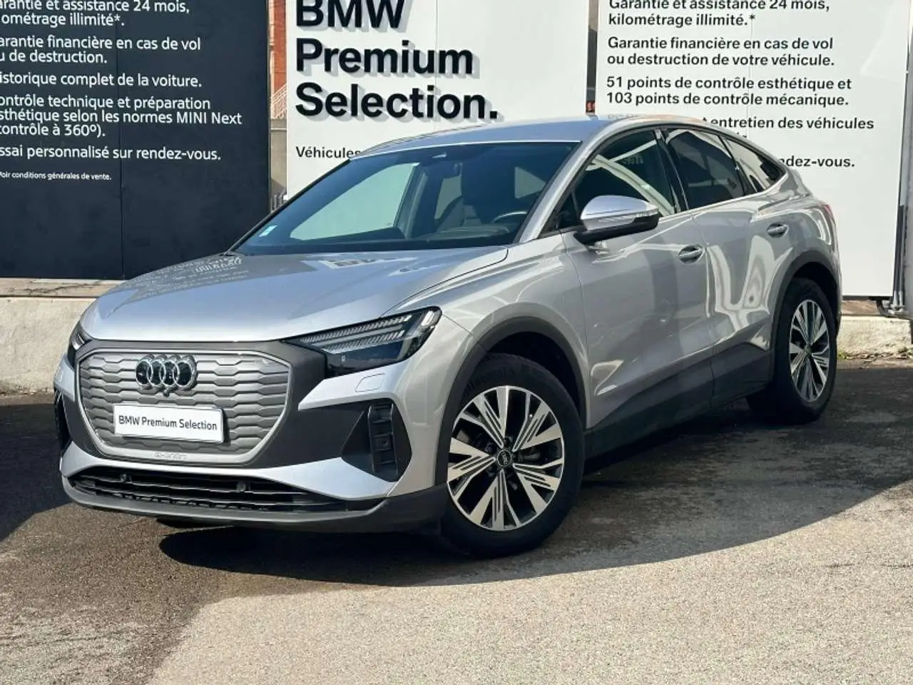 Photo 1 : Audi E-tron 2021 Électrique