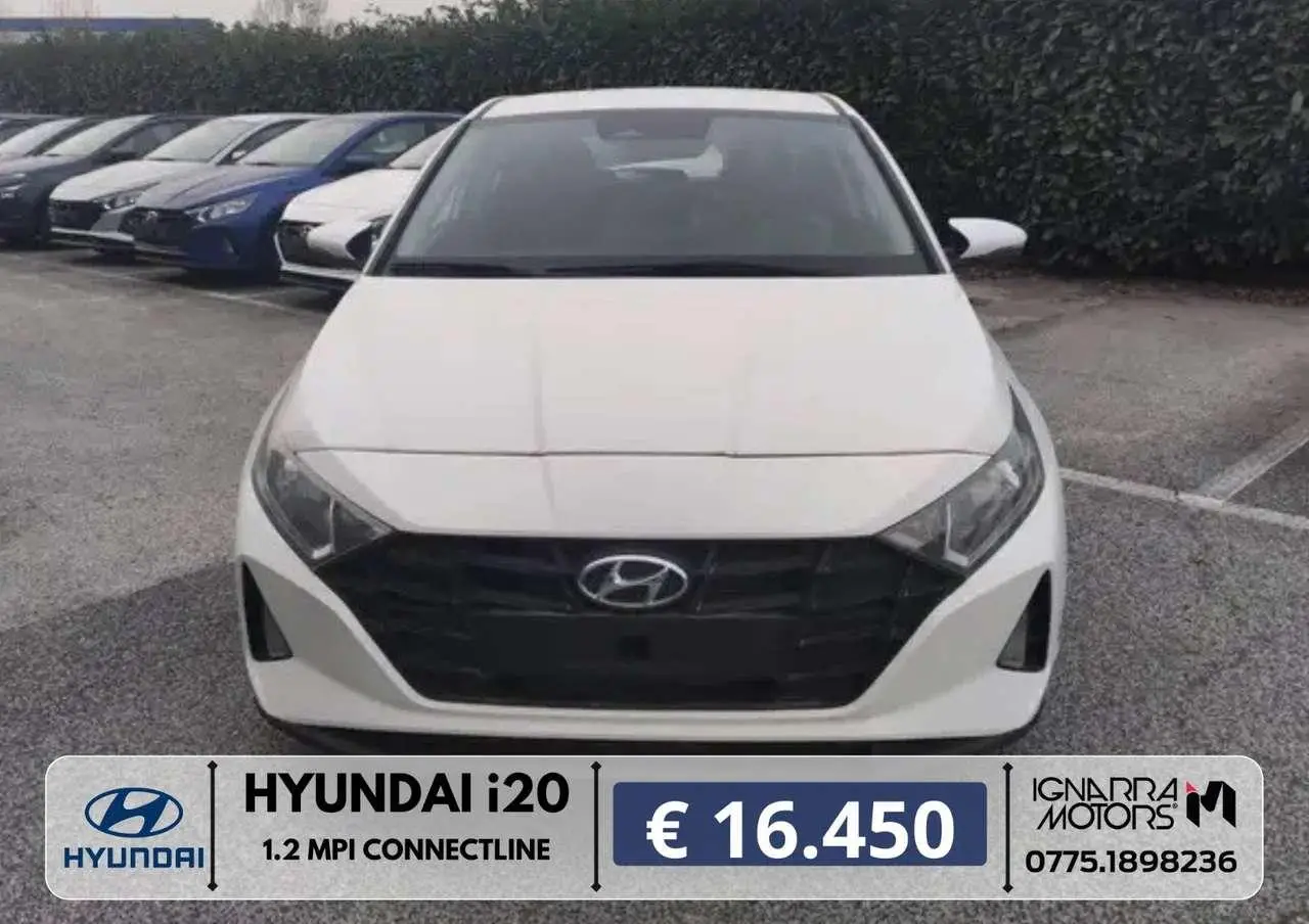 Photo 1 : Hyundai I20 2023 Petrol