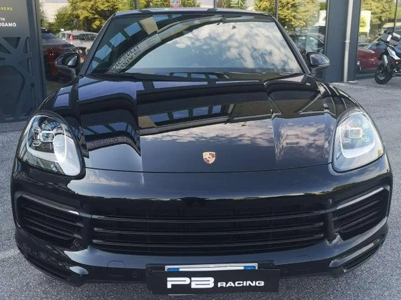 Photo 1 : Porsche Cayenne 2019 Essence