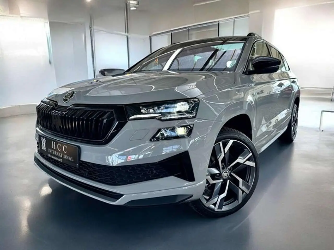 Photo 1 : Skoda Karoq 2024 Petrol