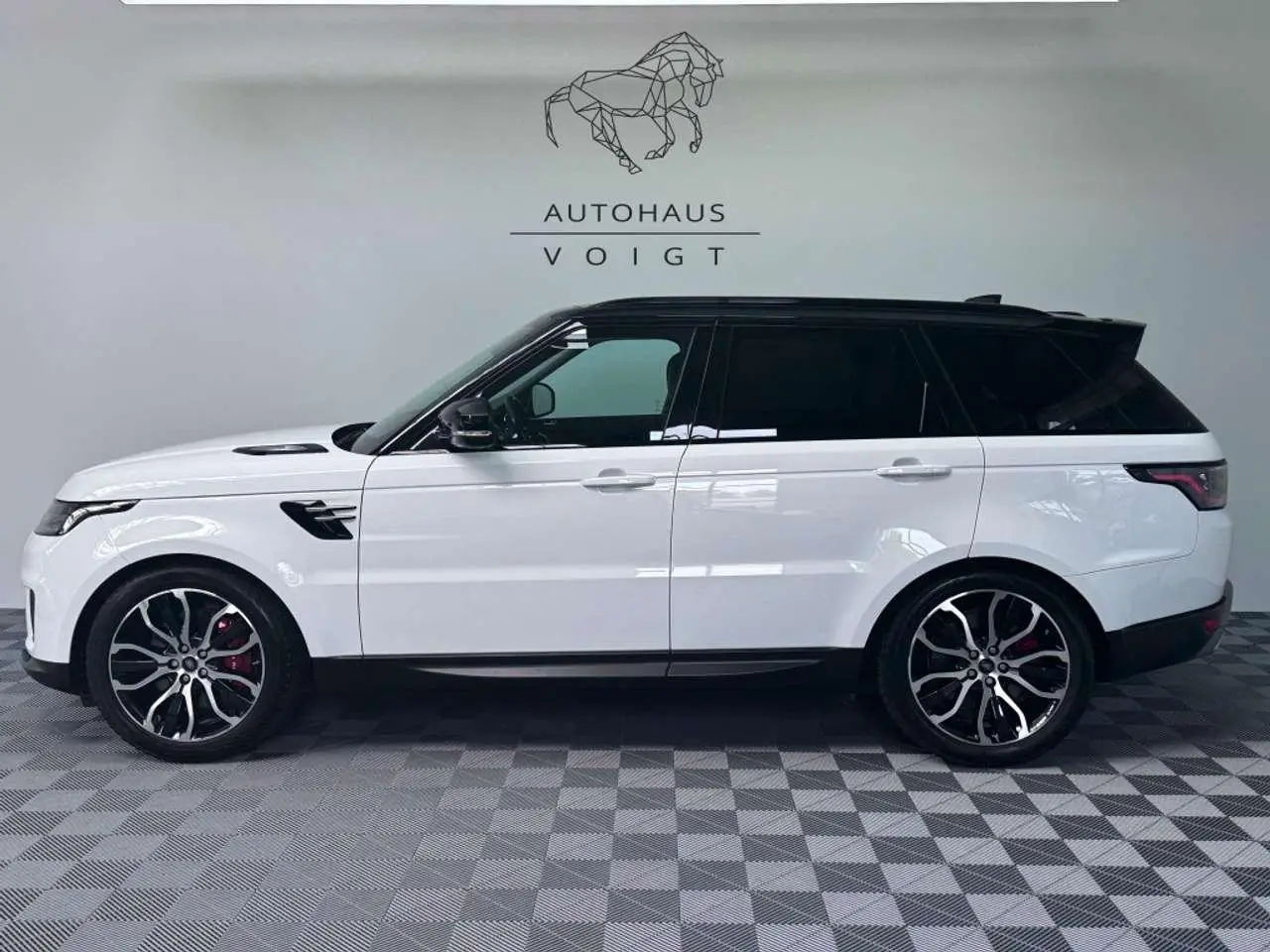 Photo 1 : Land Rover Range Rover Sport 2019 Hybride