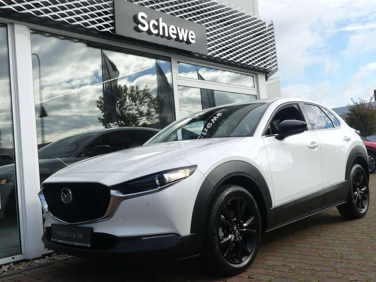 Photo 1 : Mazda Cx-30 2024 Petrol