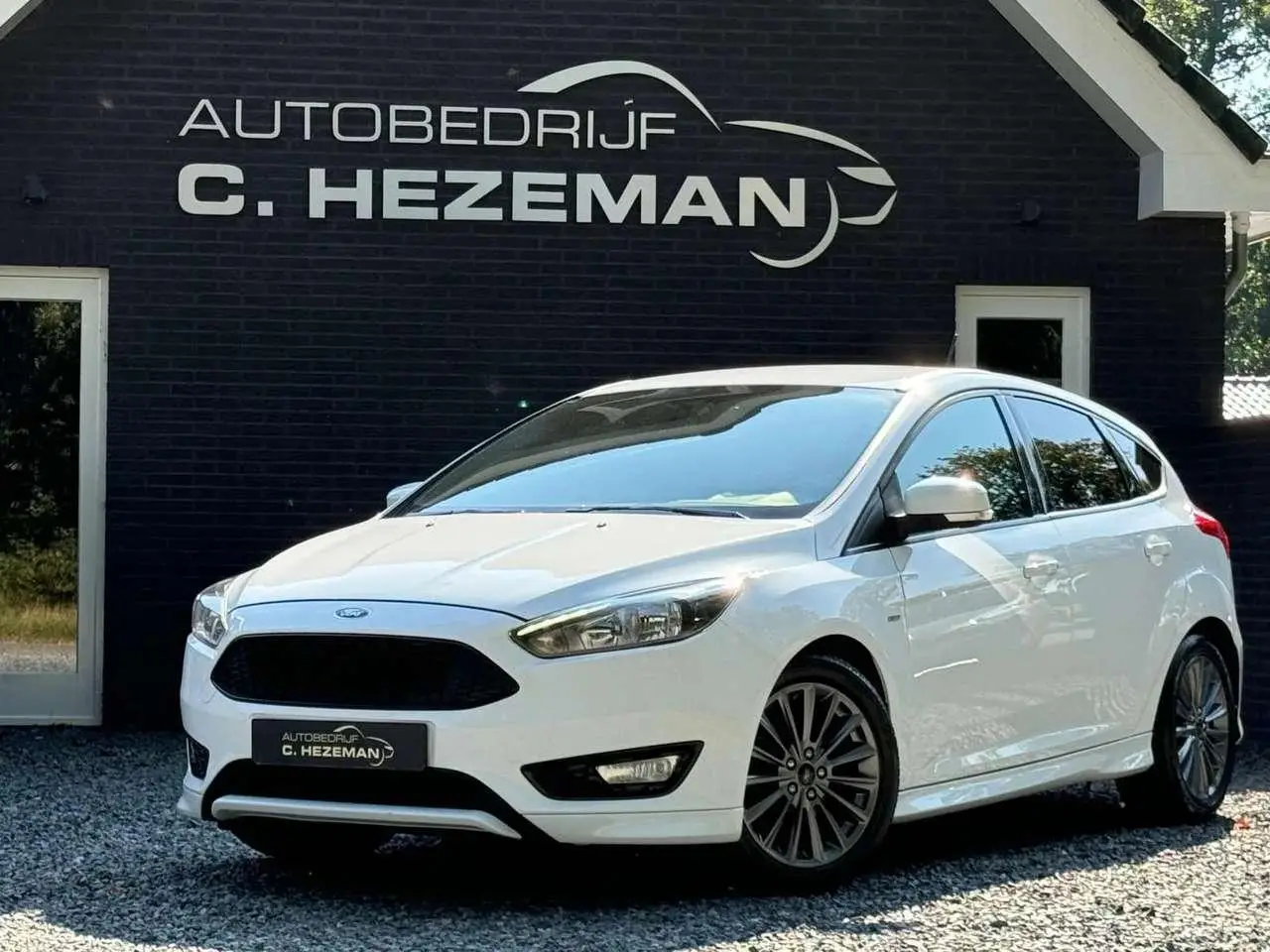 Photo 1 : Ford Focus 2019 Petrol