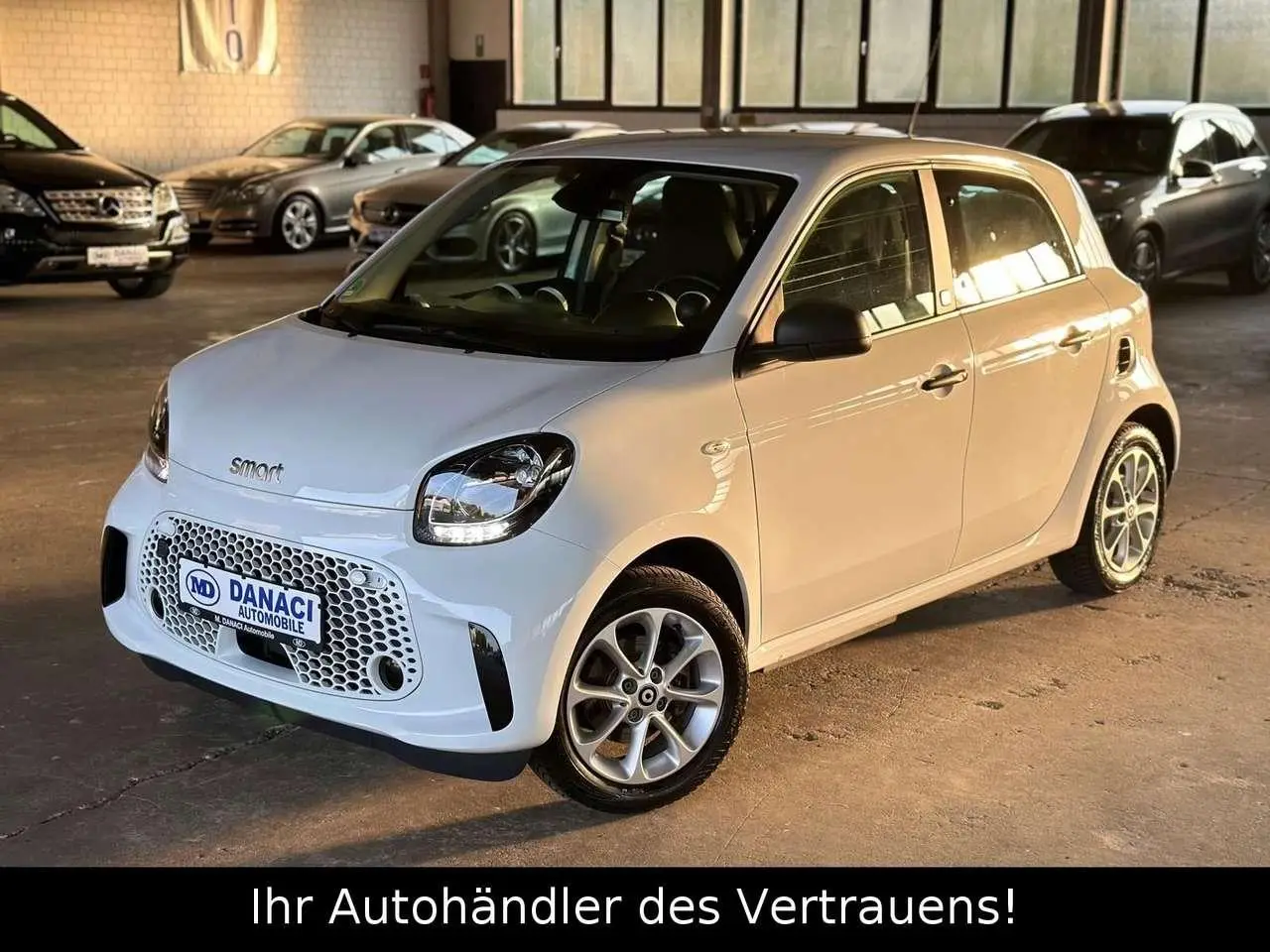 Photo 1 : Smart Forfour 2021 Electric