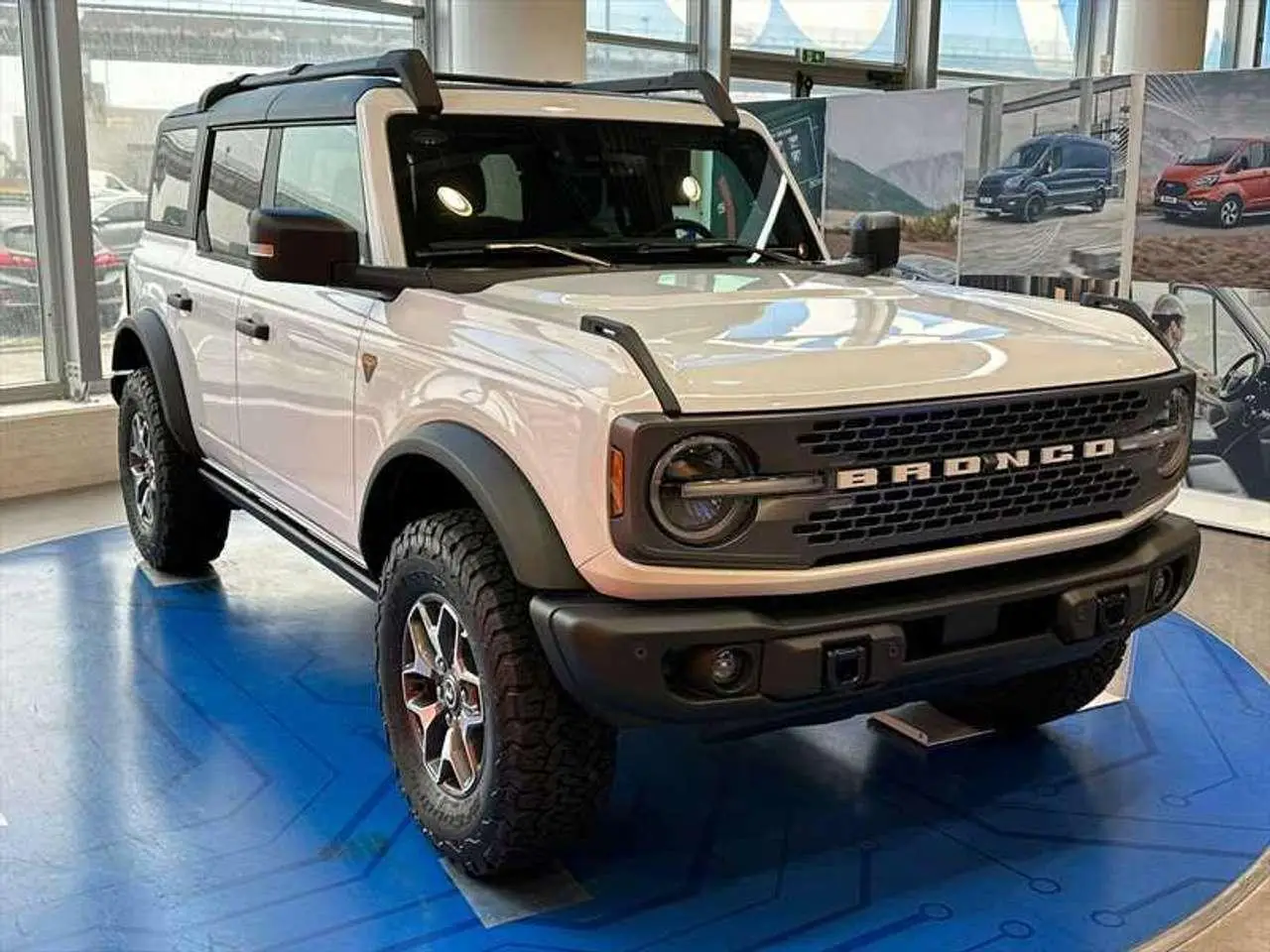 Photo 1 : Ford Bronco 2024 Essence