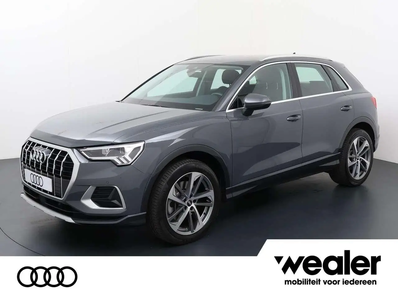 Photo 1 : Audi Q3 2022 Petrol