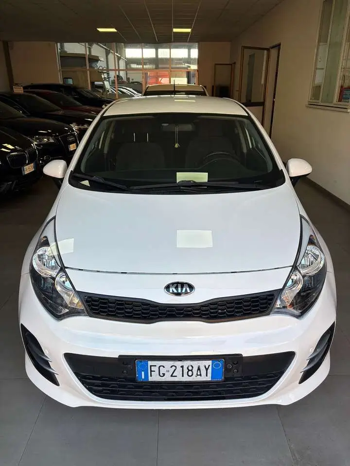 Photo 1 : Kia Rio 2016 GPL