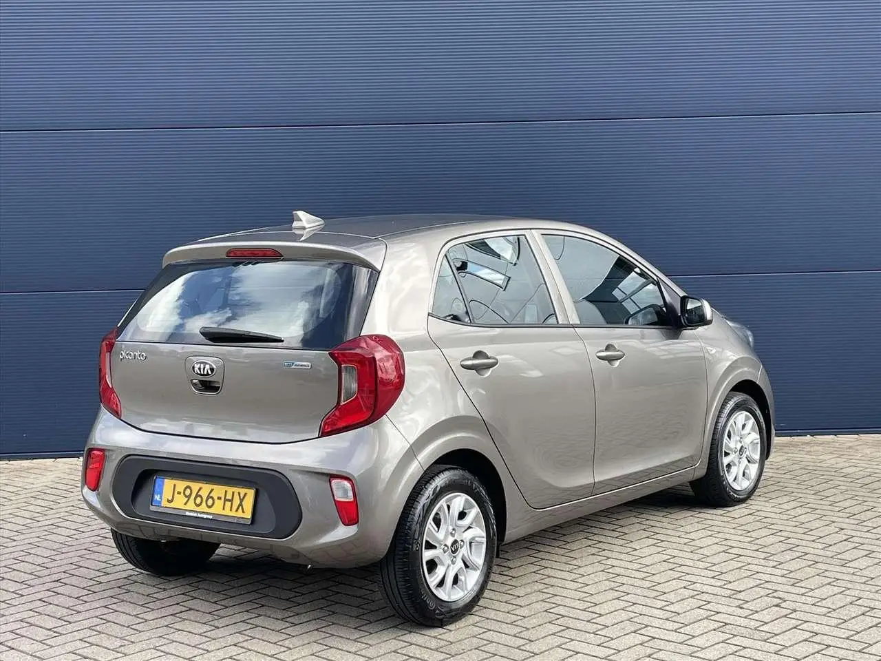 Photo 1 : Kia Picanto 2020 Petrol