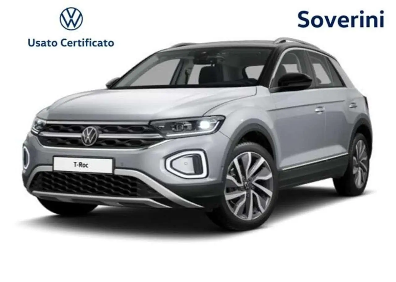 Photo 1 : Volkswagen T-roc 2023 Petrol