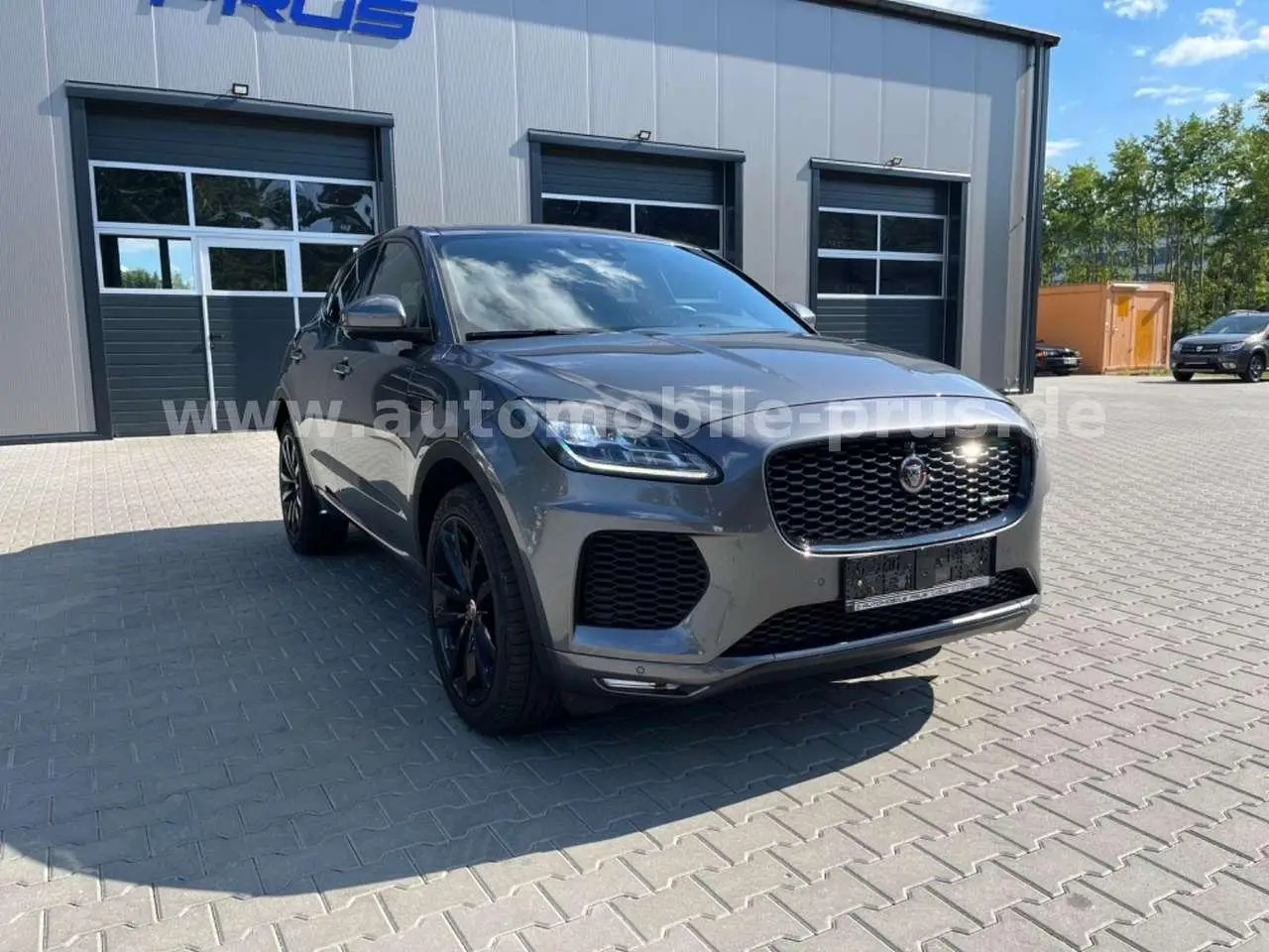 Photo 1 : Jaguar E-pace 2019 Essence