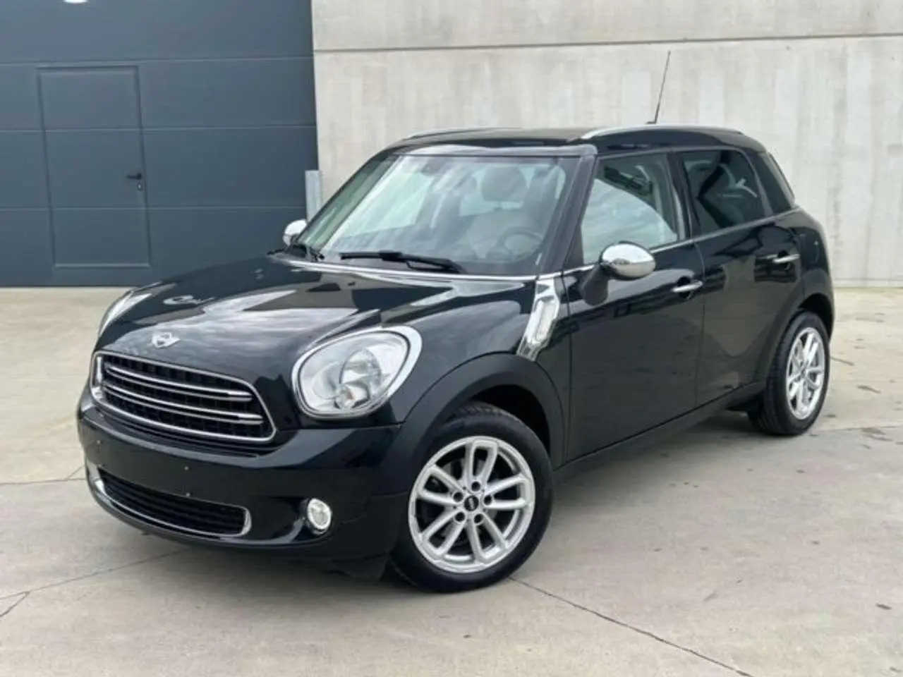 Photo 1 : Mini Cooper 2015 Petrol