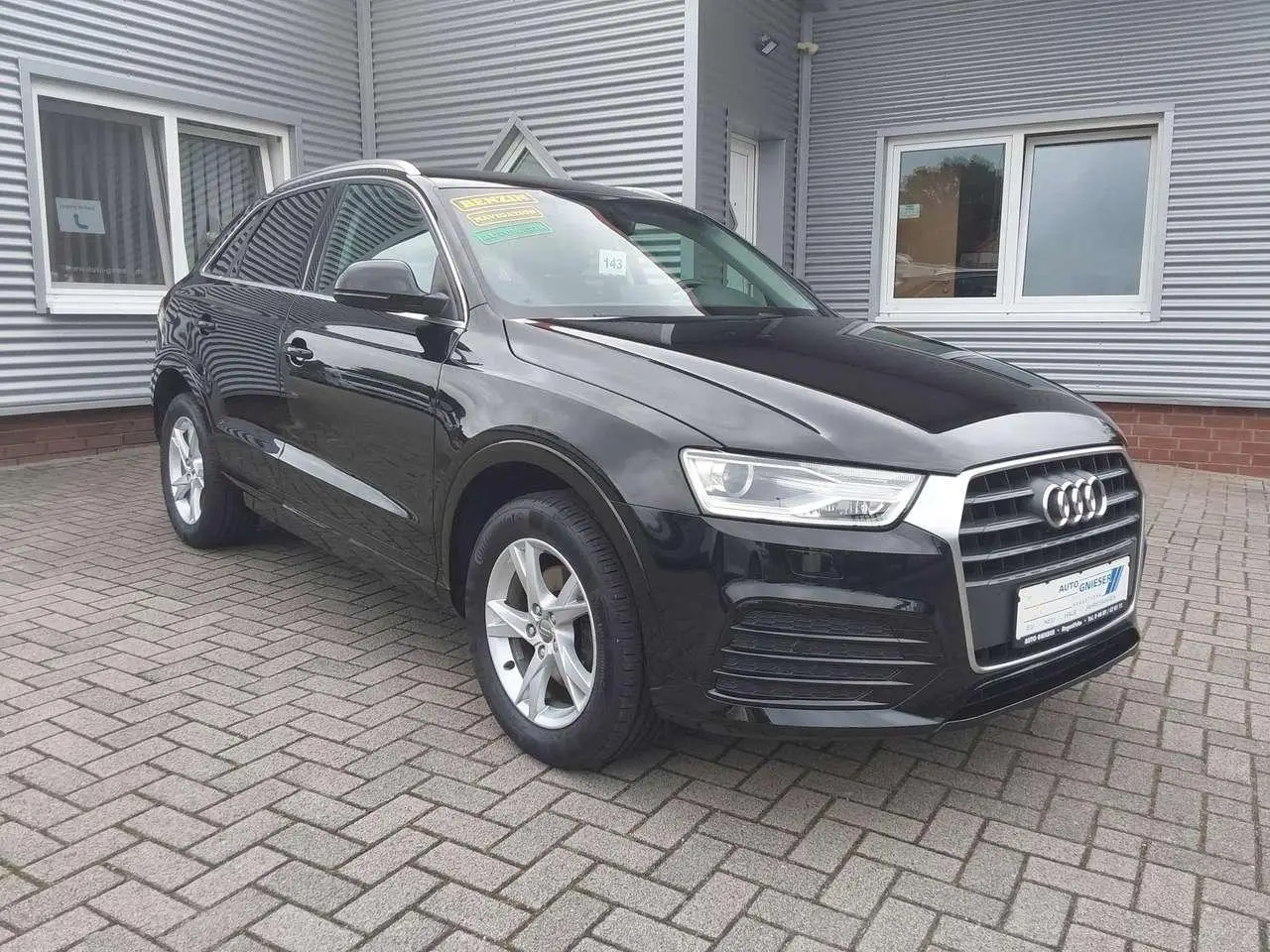 Photo 1 : Audi Q3 2017 Petrol