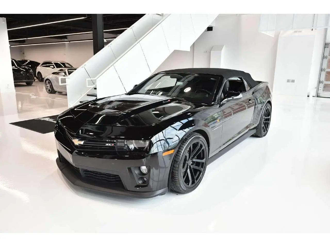 Photo 1 : Chevrolet Camaro 2015 Petrol