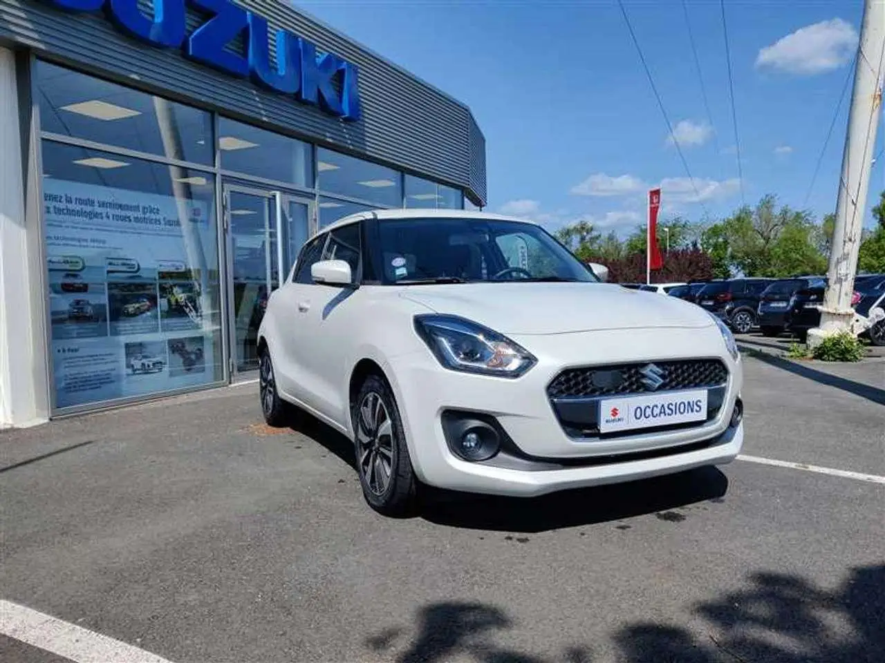 Photo 1 : Suzuki Swift 2019 Hybride