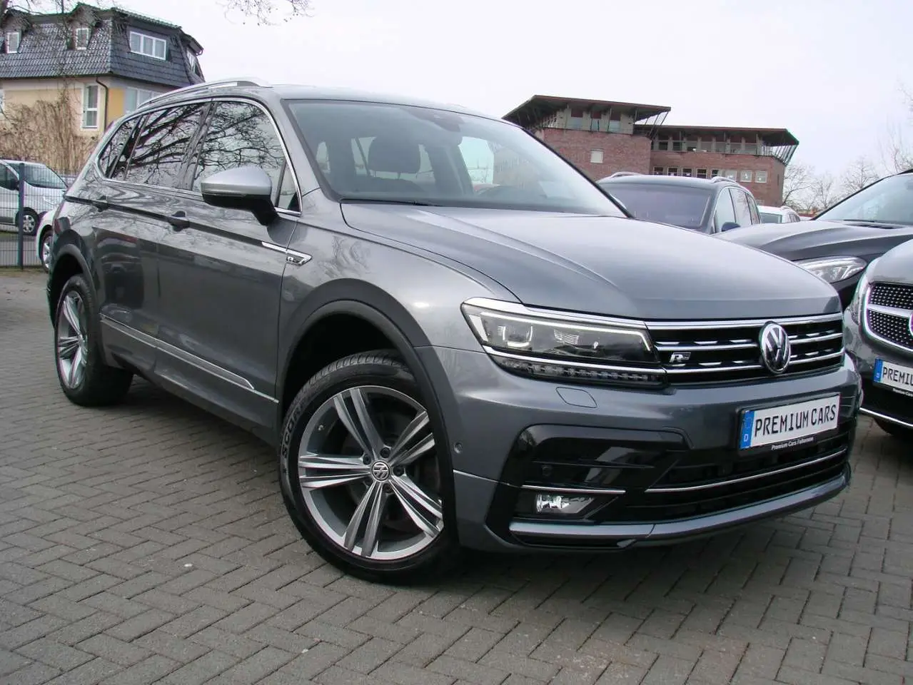 Photo 1 : Volkswagen Tiguan 2019 Petrol