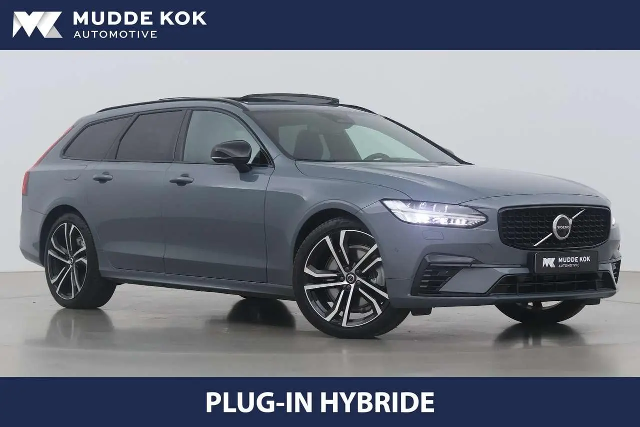 Photo 1 : Volvo V90 2024 Hybride